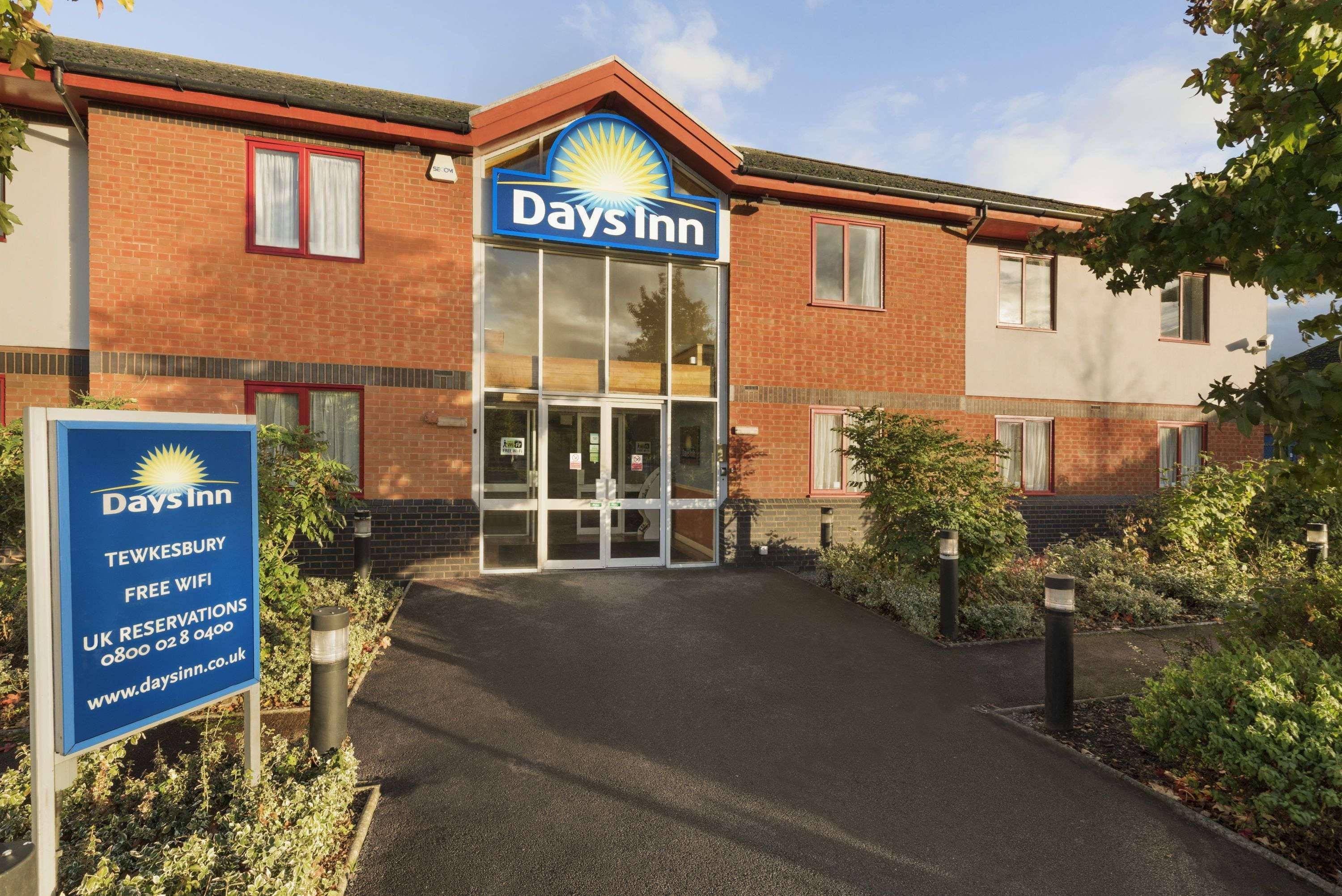 Days Inn Tewkesbury Strensham Exterior foto