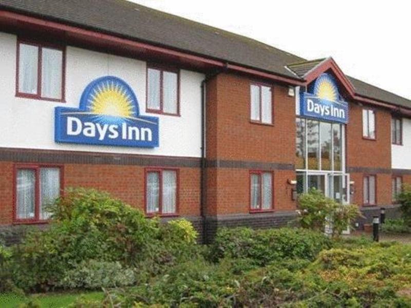 Days Inn Tewkesbury Strensham Exterior foto