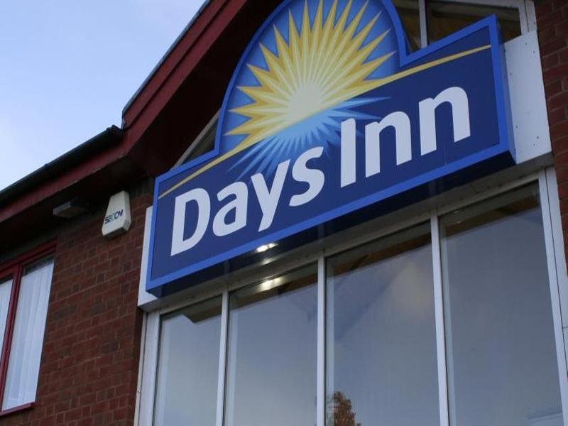 Days Inn Tewkesbury Strensham Exterior foto