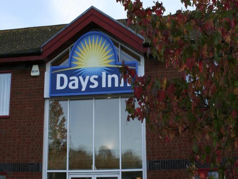 Days Inn Tewkesbury Strensham Exterior foto